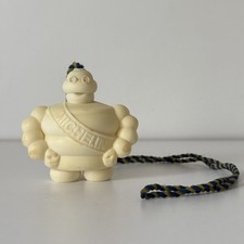 Michelin Bibendum Sans stylos bleu et rouge dans les jambes / Objet publicitaire