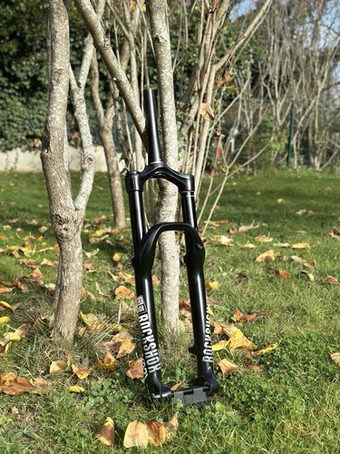 Rockshox yari boost 160mm - 27.5,