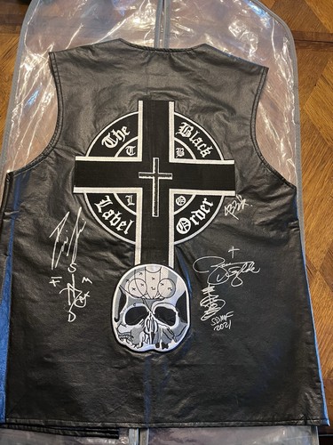Black label society - label,