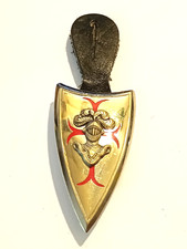 ancien insigne du centre