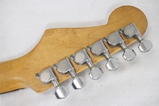 Fender Squier SST-33