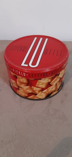 Boîte ancienne biscuits - , lu