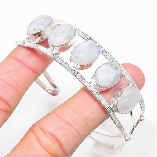 Bracelet manchette réglable