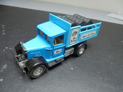 Ancien camion miniature - ancien,