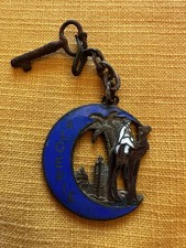 Insigne Émaillée Porte Clé