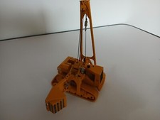 Engin TP Caterpillar n°224