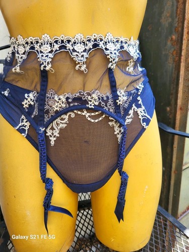 Lise charmel porte jaretelle - porte,