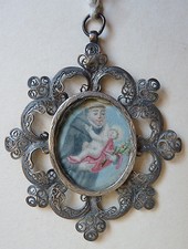 Pendentif reliquaire en argent avec peinture miniature 18e siècle 18th century