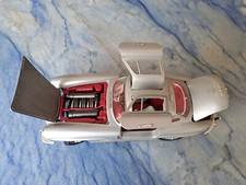Mercedes- Benz 300 SL 1954 1/18ème Burago