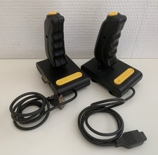 Lot De 2 Joystick DB9 Vintage