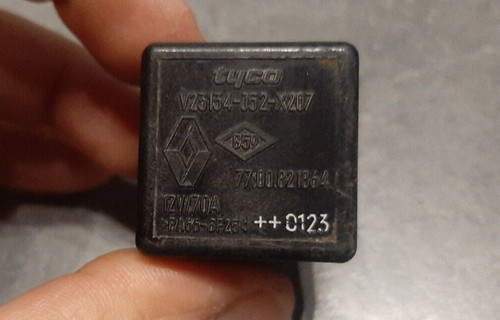 Relais tyco renault 7700821864 - tyco,