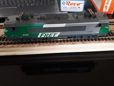 LOCOMOTIVE ROCO HO SNCF 407219 " FRET " VIDEO ?