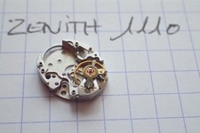 Zenith 1110 : Balancier complet + coq + platne