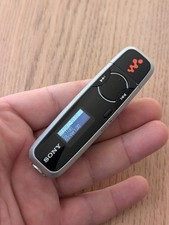 Lecteur MP3 Sony NWZ-B133 - 1 Go - Enregistrement vocal - Parfait !