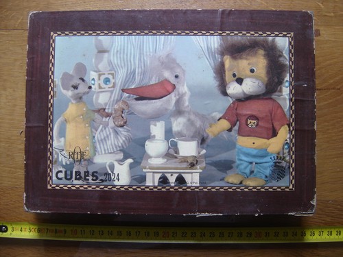 Ancienne boîte cubes 2024 - boîte,