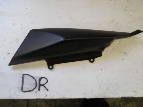 Cache latéral droit yamaha - latéral,