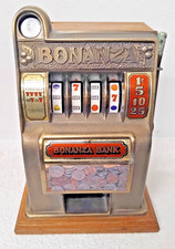 Ancienne Tirelire Machine A