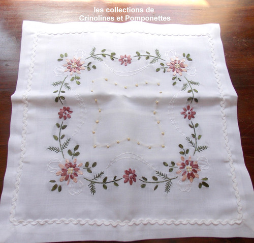 Housse coussin broderie - housse,
