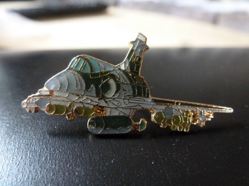 Pin airplane plane avion - pin,