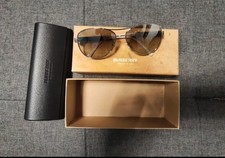 lunettes de soleil Burberry Be3080