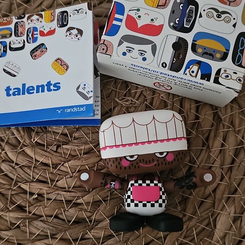 Randstad talents figurine - randstad,