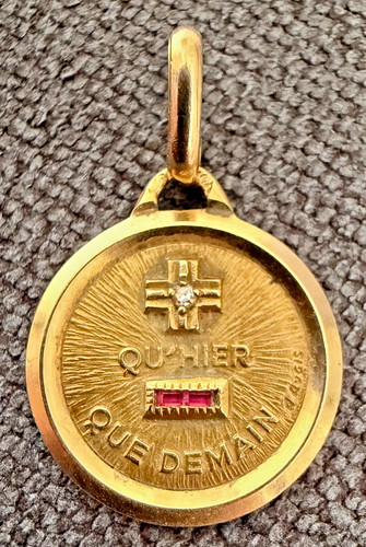 Médaille augis rubis - rubis, et