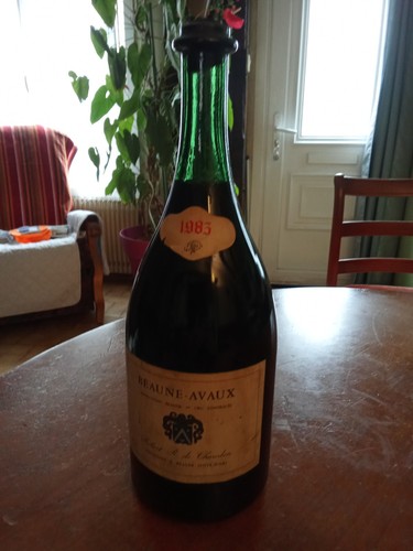 Beaune avaux 1er cru 1983 - beaune-avaux, de