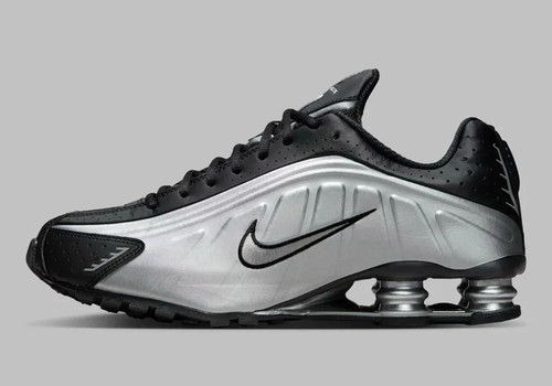Size nike shox - 10.5,