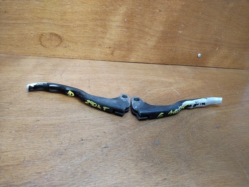 Paire leviers frein et - de,
