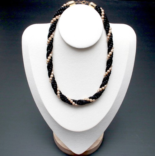 Collier ancien - collier, ancien,