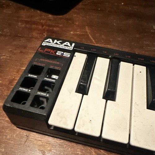 Akai professional lpk25 - akai, 25-key