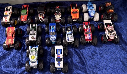 Hot wheels monster jam lot - hot, 15