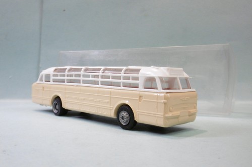 Ses autocar ikarus 55 crème - autocar,
