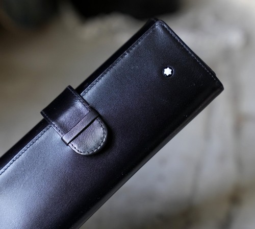 Tres bel etui stylos - etui,