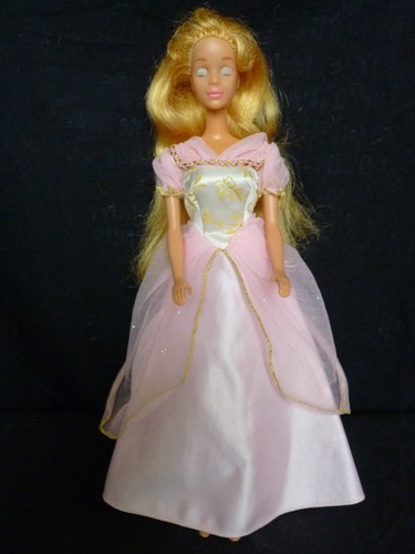 Barbie vintage disney - barbie, sleeping