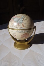 Globe terrestre. 9,5 cm diamètre. Décoration, bureau.