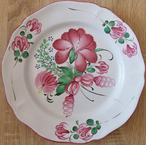 Grand plat les - grand, islettes