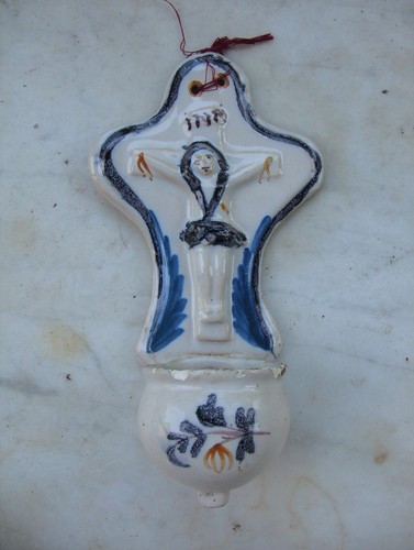 Ancien bénitier christ en - bénitier,
