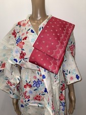 Jolie tenue traditionnelle - tenue,
