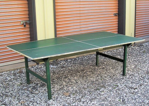 Very sturdy table tennis - table,