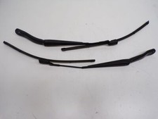 BRAS D'ESSUIE-GLACE AVANT