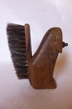 chien en bois vintage brosse