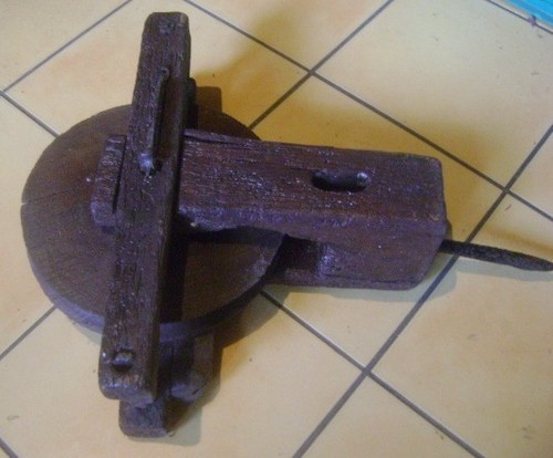 Ancienne grande poulie - poulie, ou