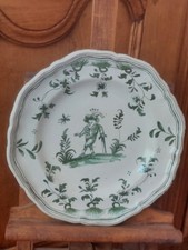 ANCIENNE ASSIETTE MOUSTIER