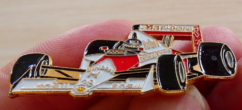 Pin formula one mclaren - pin's, f1
