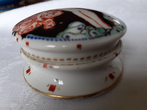 Ancienne boîte pilules - boîte, en