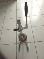 Presse Agrumes à levier