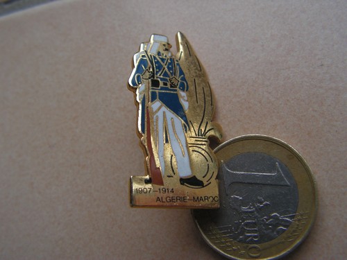 Pins militaire - pins,