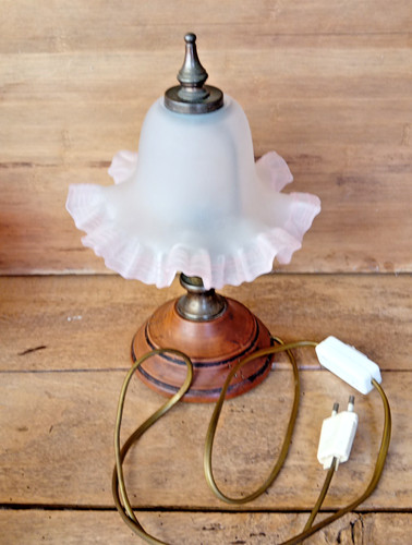 Ancienne lampe a poser - ancienne,