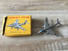 Dinky toys avion vautour - dinky,